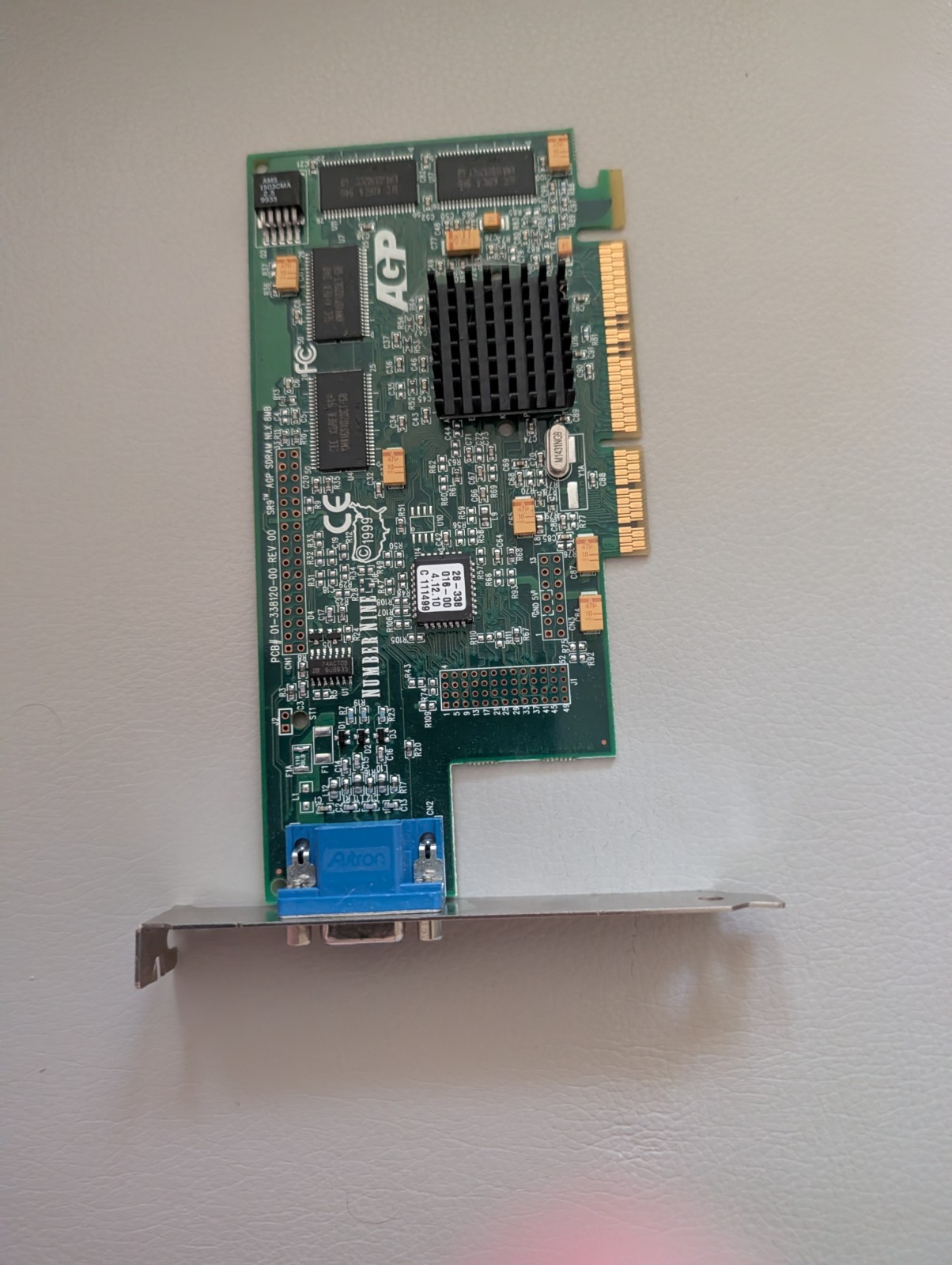 09N5898 Number Nine DVI AGP Video Card SR9 SGRAM Rev 00
