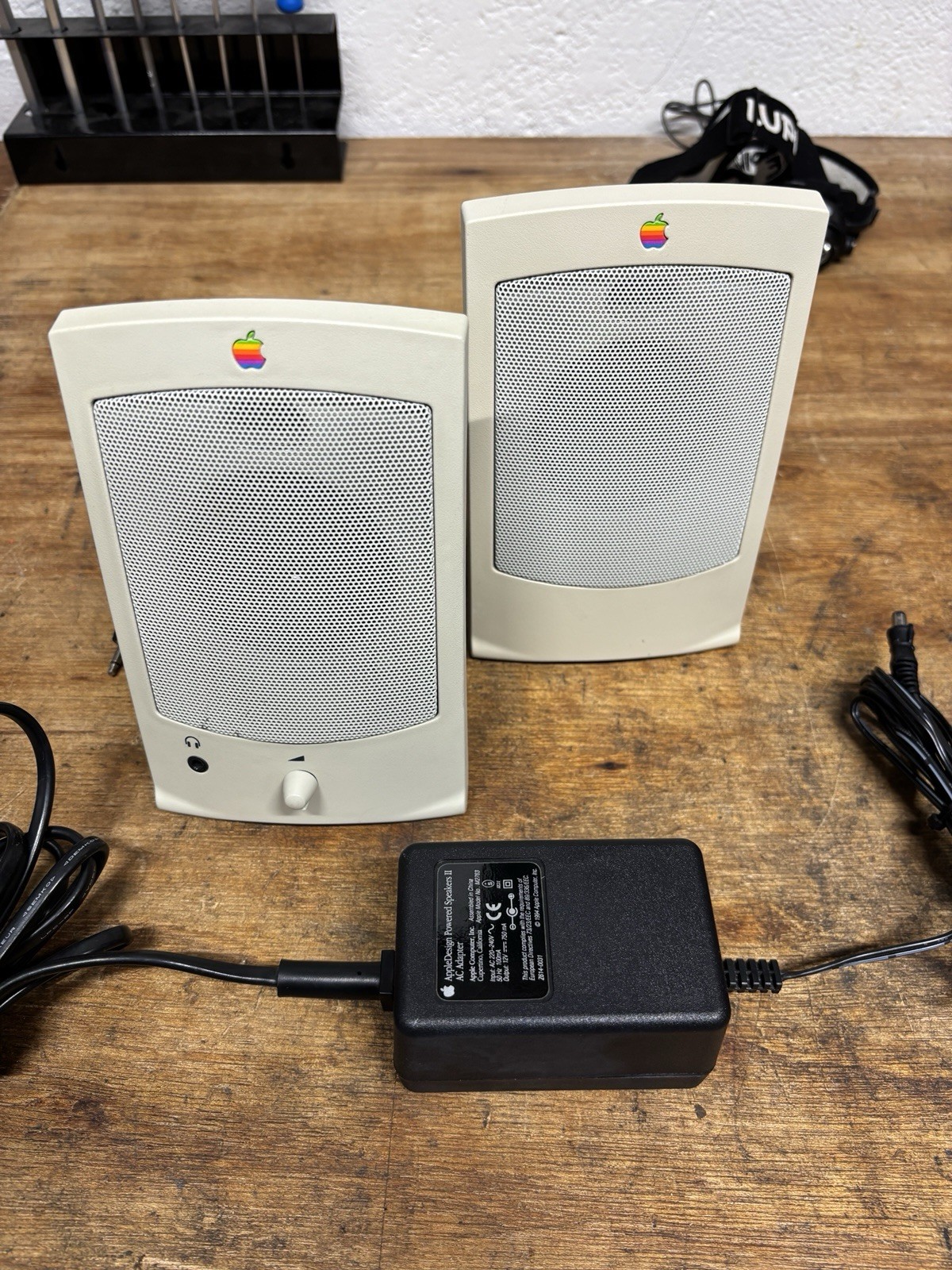Vintage Apple Design Powered Speaker 2 II M2497 Beige 1993 Tested