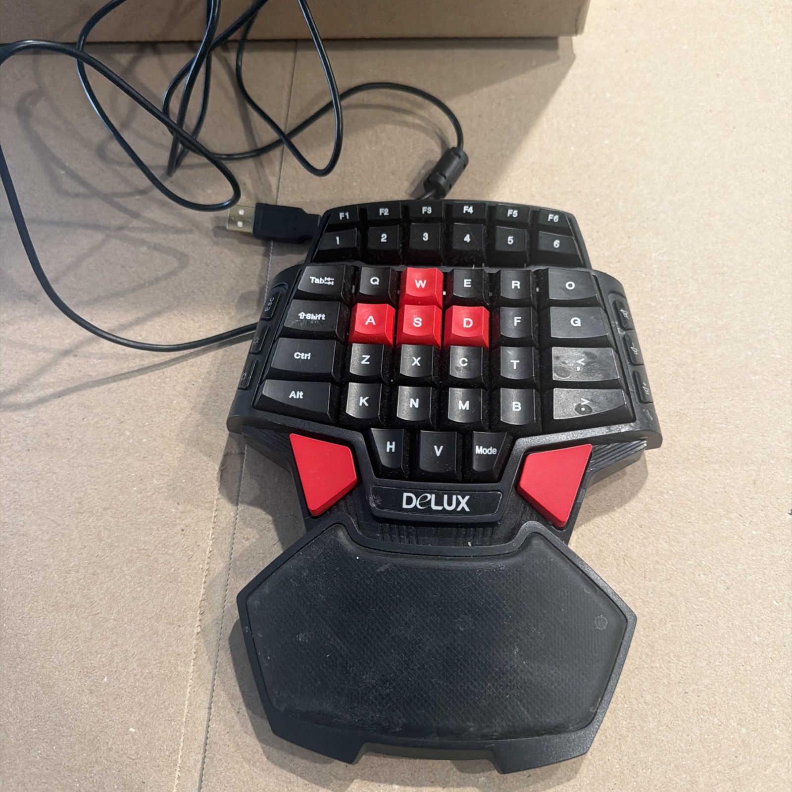 DELUX T9 46 Key Singlehanded HITMAN Wired GAMING Keyboard WASD FPS USB PC Works