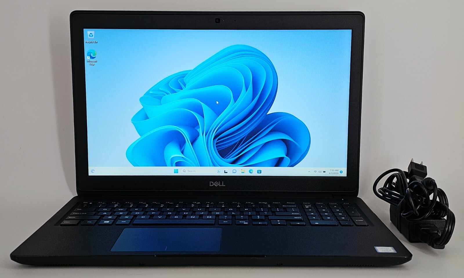 Dell Latitude 3500 - 15.6" Laptop - i5-8265u @ 1.6GHz 8GB RAM 128GB SSD - Win 11