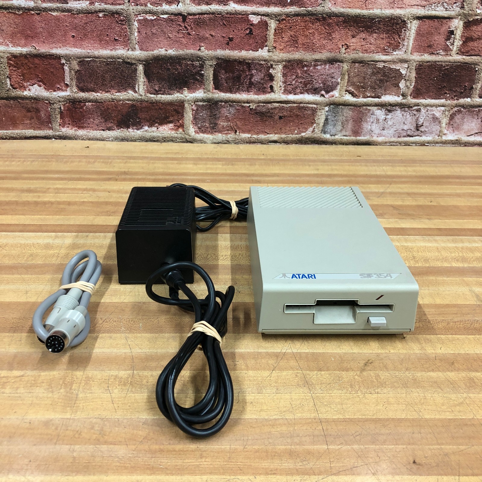 Vintage Atari SF354 External 3.5" Floppy Disk Drive for Atari ST w/Power & Data