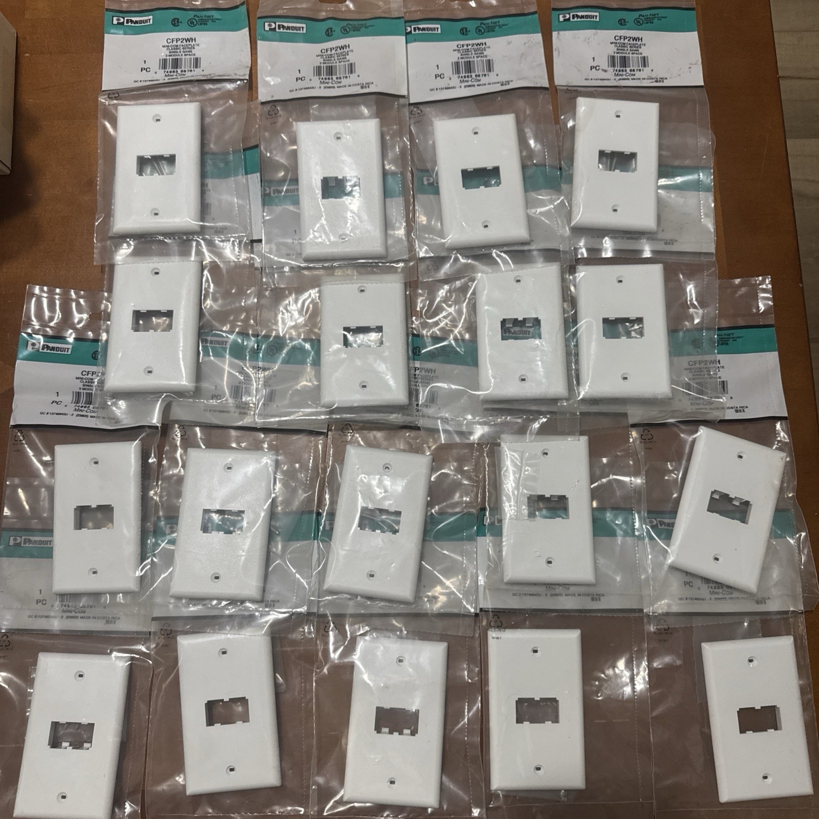 Panduit CFP2WH Mini-Com Classic Series 2-Port Single Gang Faceplate Lot of 18