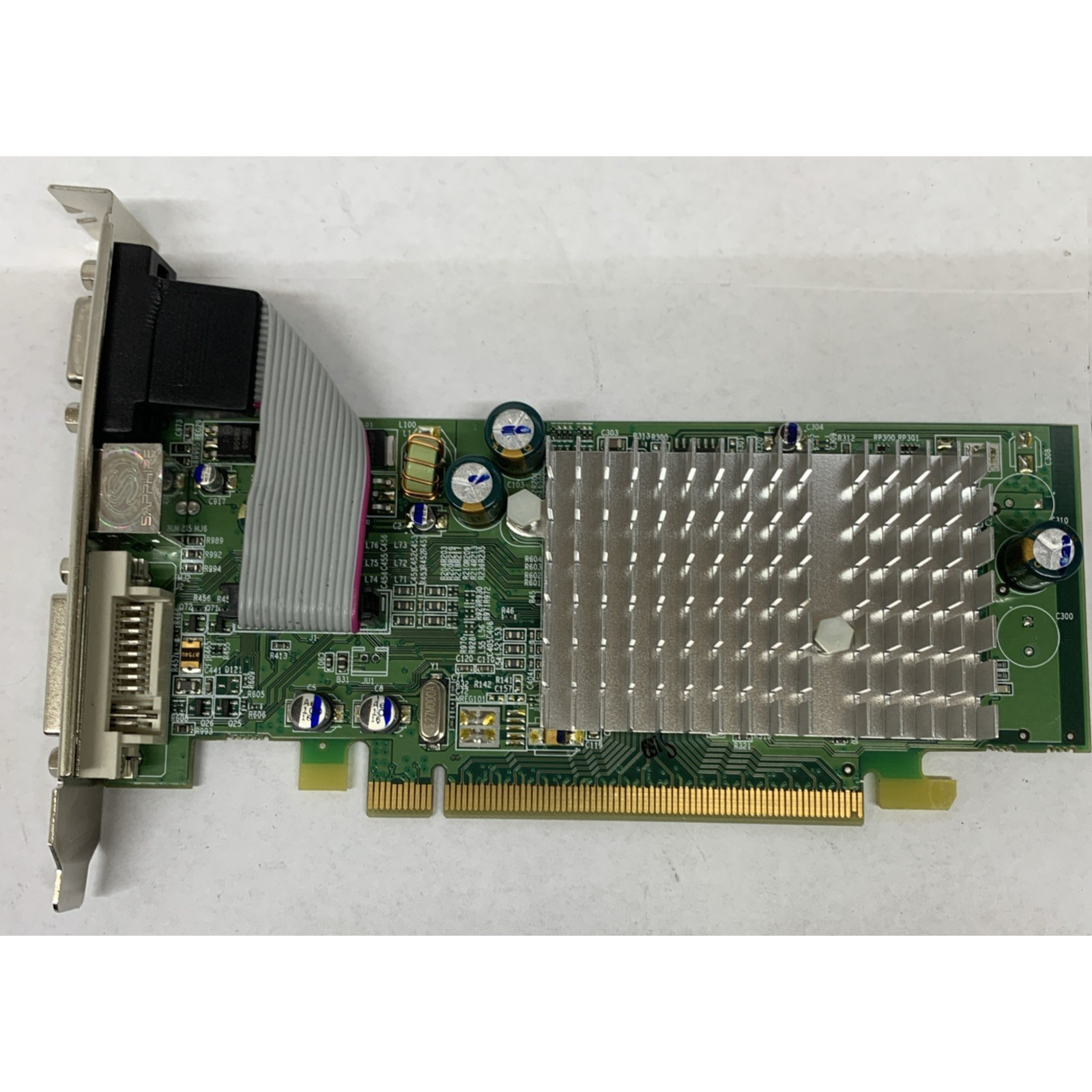 ATI Radeon X300 SE 128M 64-BIT DDR1 PCI-E Graphics Card with VGA/DVI Ports