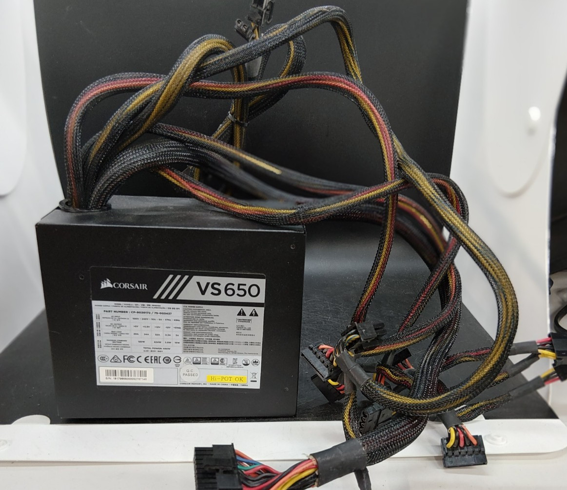 Corsair VS650 CP-9020172 80 Plus 650W Non Modular Power Supply