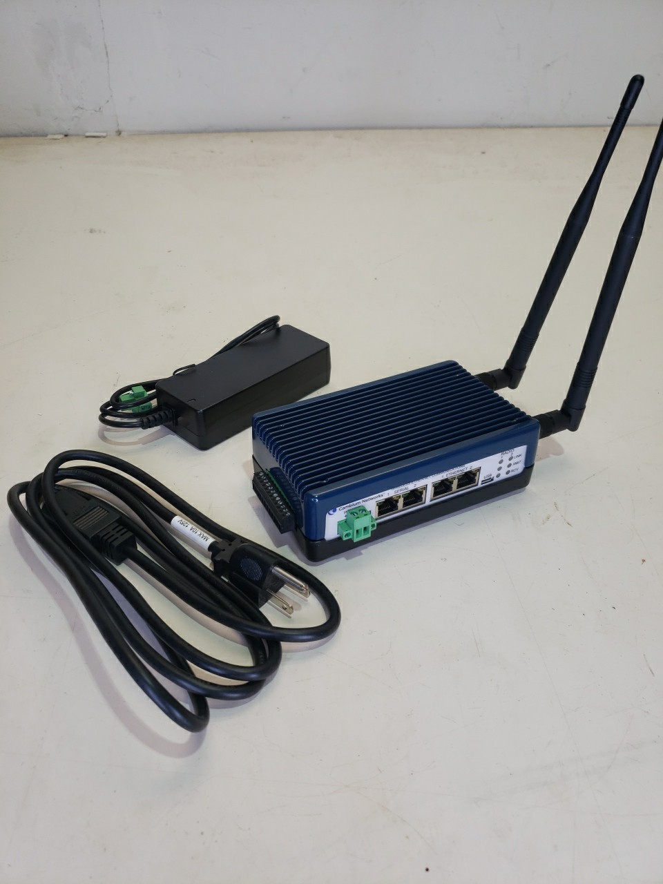 W/ POWER CORD Cambium Networks N500 900 MHz DUAL with IO, MPN: nb-n 500921a-U 
