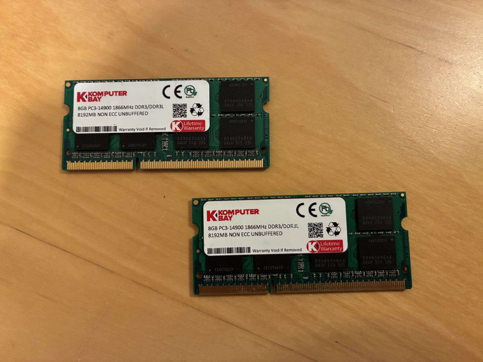 Komputerbay 16GB (2x8GB) DDR3/L 1866MHz 2Rx8 Non-ECC SODIMM 204pin Memory RAM