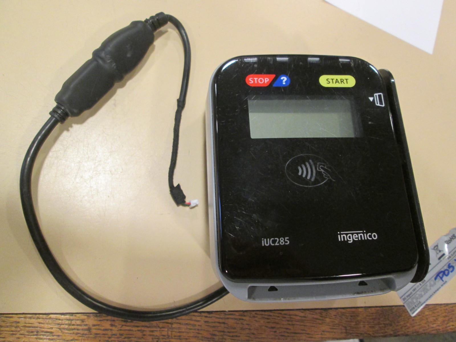 Ingenico IUC285 POS Kiosk Credit Card Terminal Reader 4 Pin Connector