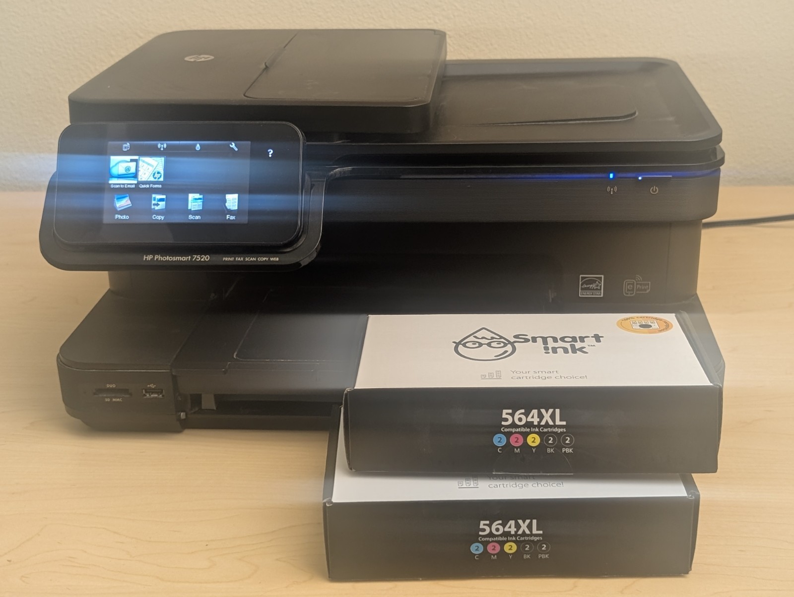 HP Photosmart 7520 Printer Extra Ink  Powers On, Working Needs Paper Feed Repair