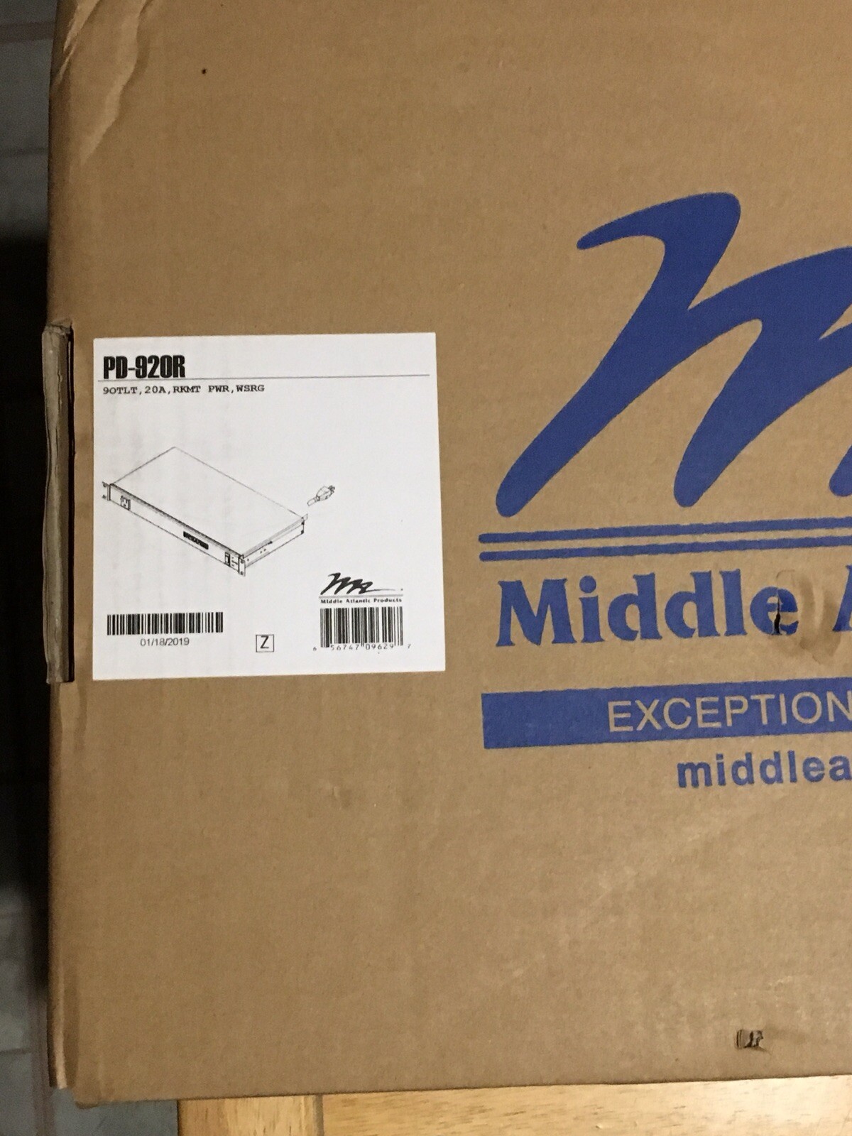 NEW. Middle-Atlantic PD-920R-NS 1+8 20 Amp Power Strip. Factory Sealed.