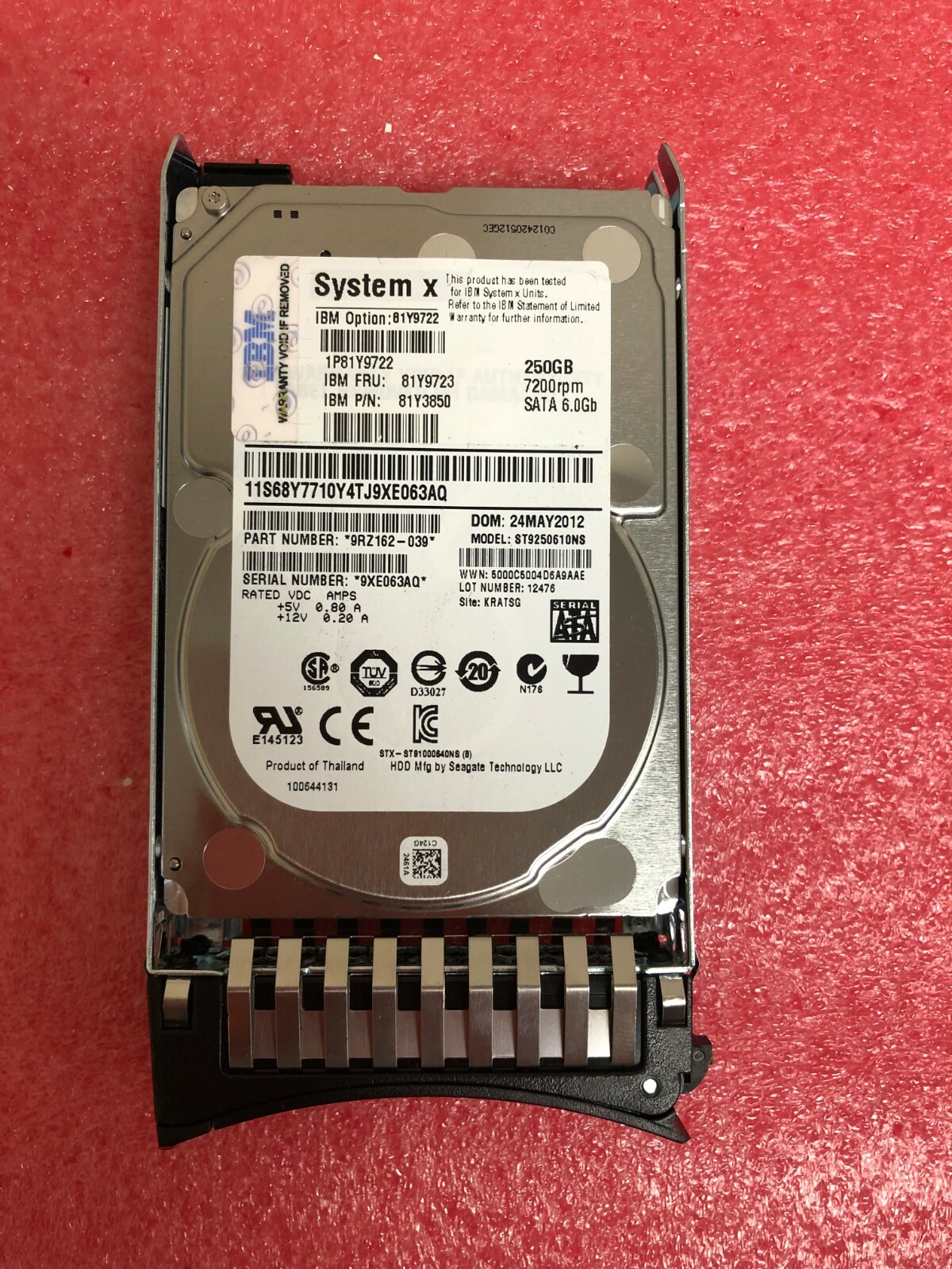 IBM 250GB 2.5" SATA NL 7.2K 6Gb/s SFF Server Hard Drive 81Y9722 81Y9723