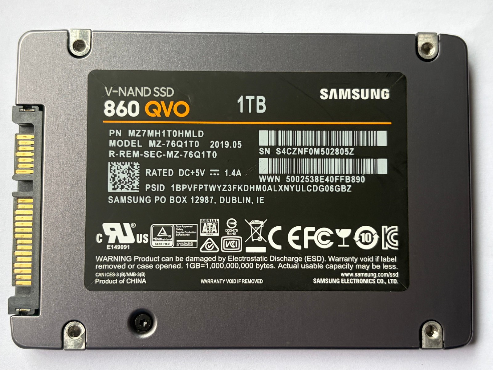 Samsung 860 QVO 1TB 2.5” SATAIII Internal SSD MZ-76Q1T0 1TB 3D V-NAND 7mm