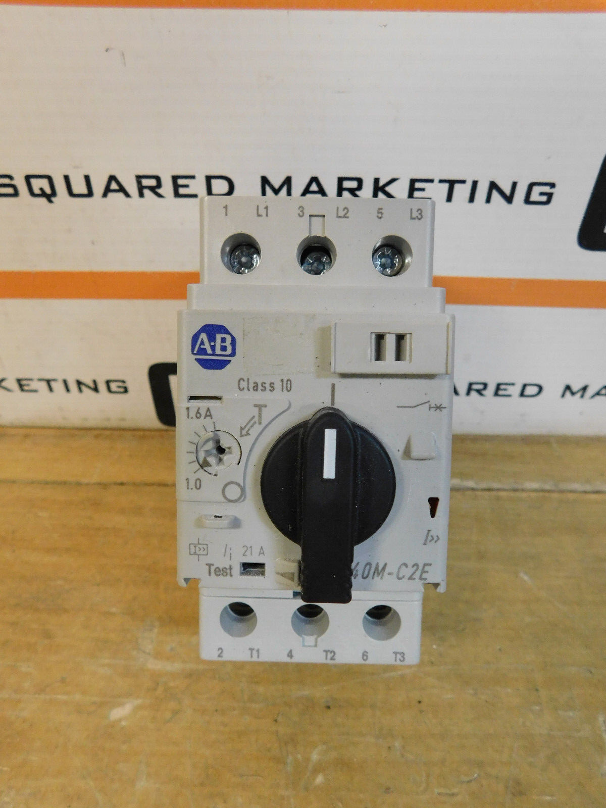 Allen Bradley 140M-C2E-B16 Series C Motor Protection Circuit Breaker used CSQ