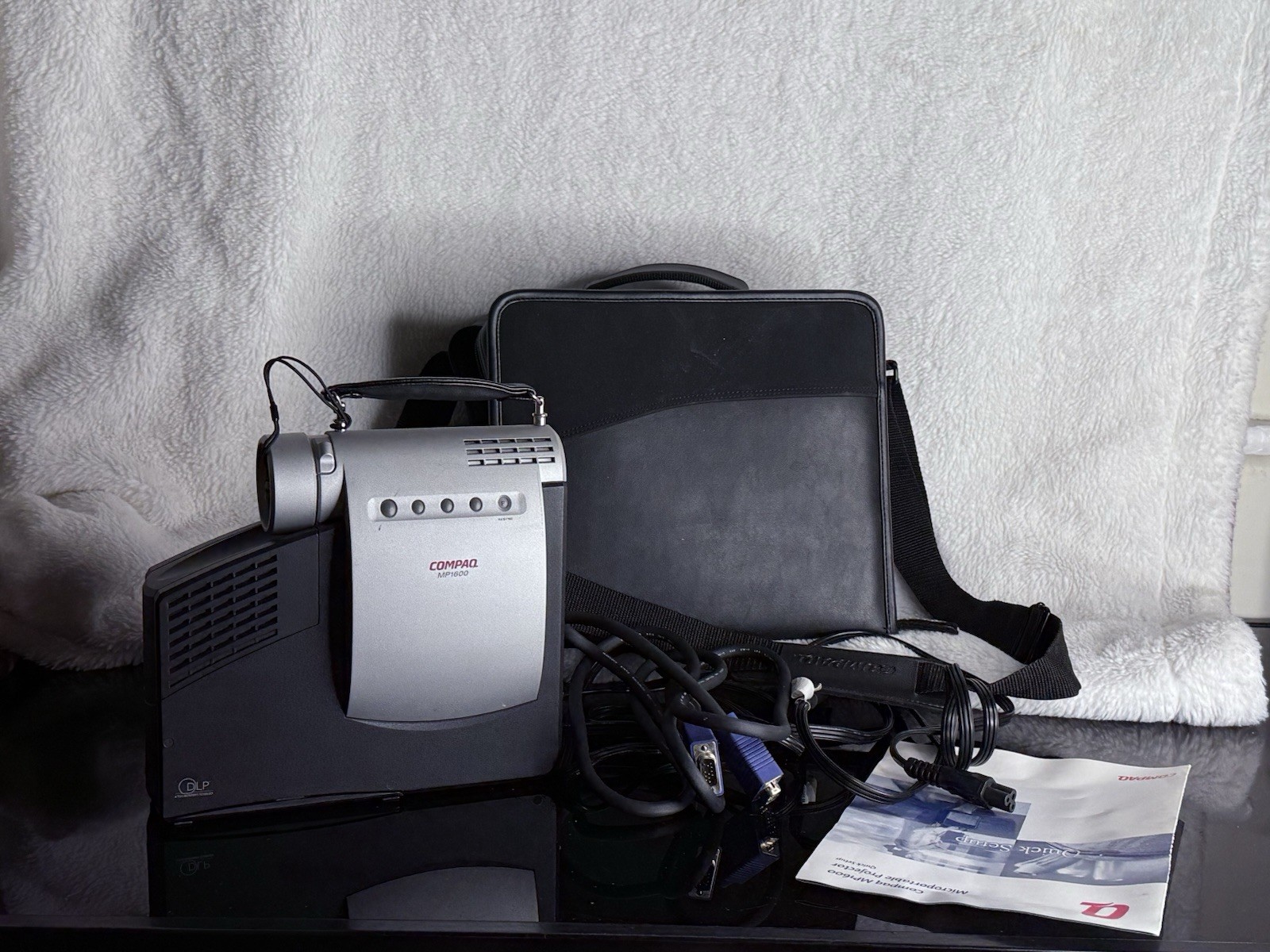 COMPAQ PROJECTOR IPAQ MP1410 (G83627-1 EO FF18)