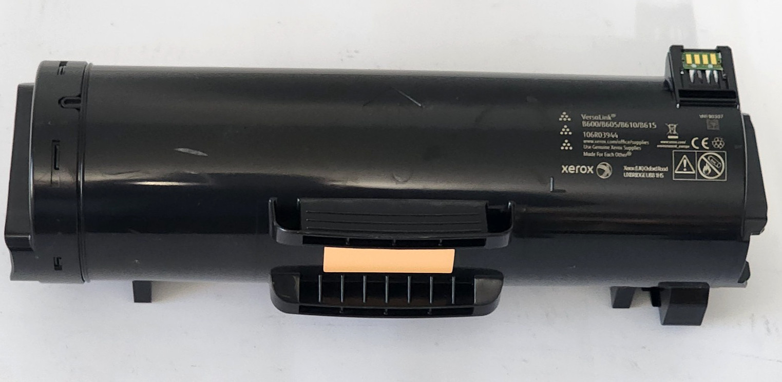 Xerox 106R03944 Black Toner Cartridge Genuine New Without Box Weighs Full