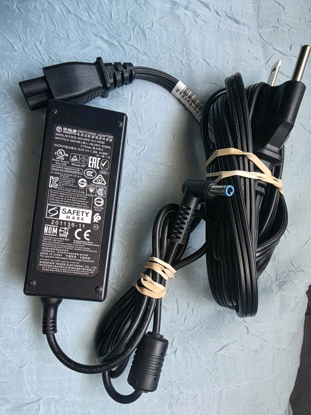 Original Honoto HP AC Adapter Power Supply OUTPUT： 19.5V --- 1. 28A 24.96W