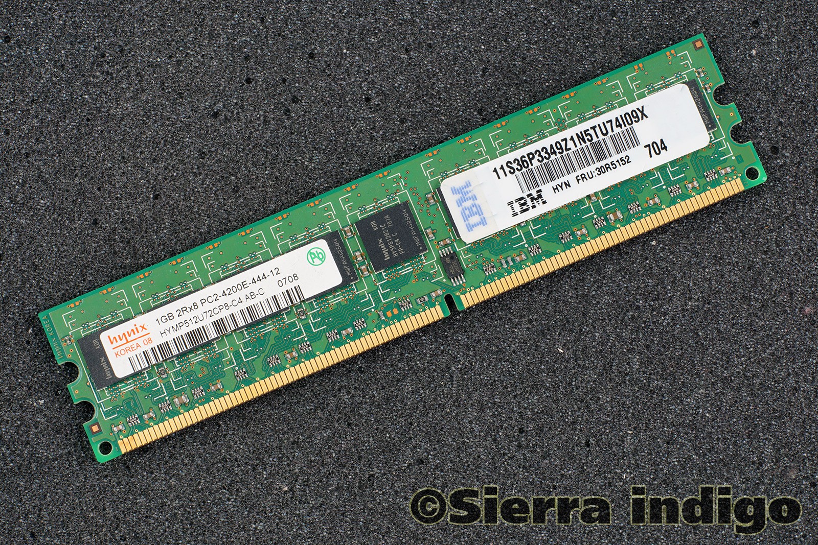 Hynix HYMP512U72CP8-C4 PC2-4200E-444-12 1GB Server Memory RAM