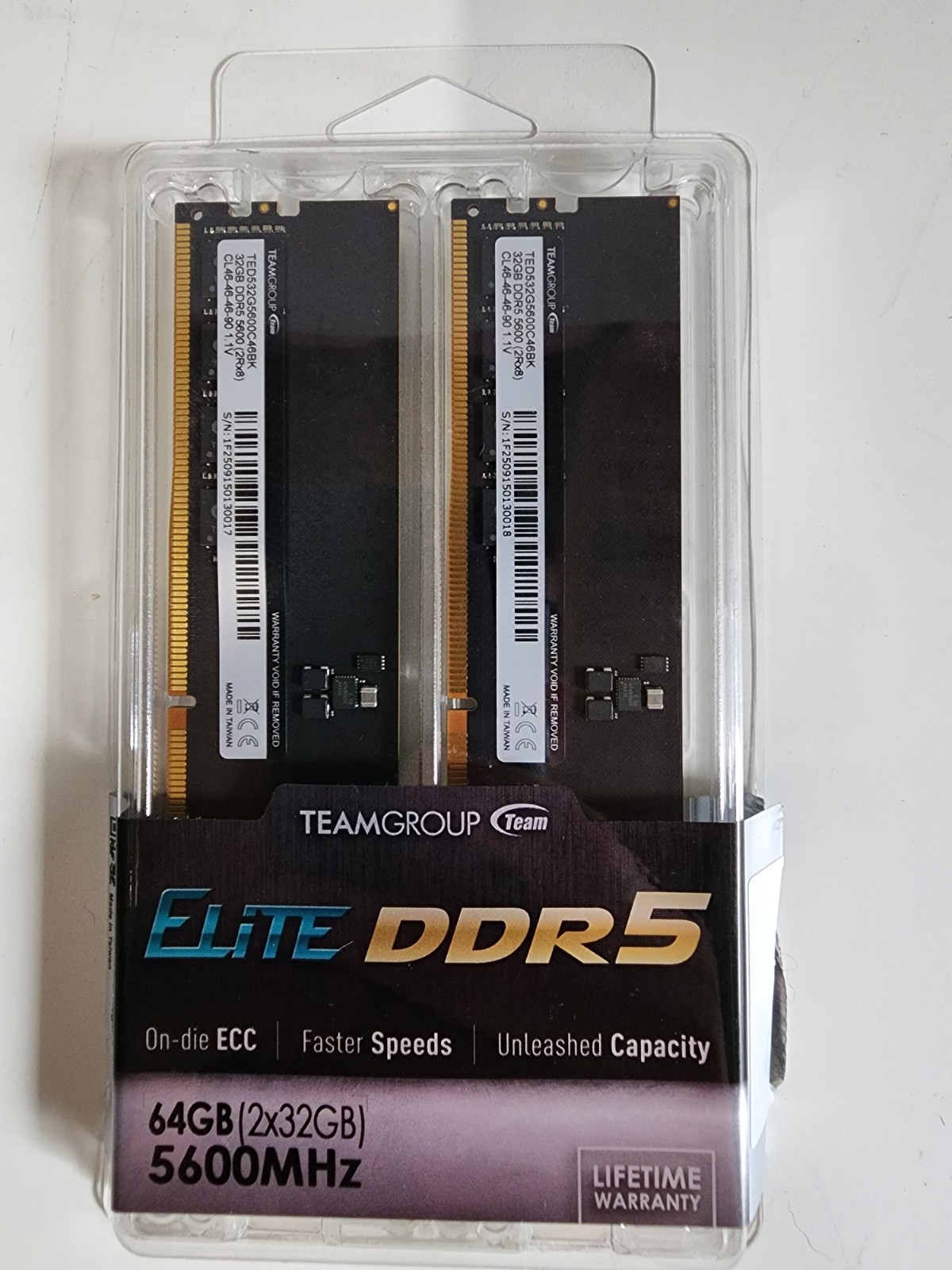 TEAMGROUP Elite 64GB (2x32GB) DDR5-5600 UDIMM On-die ECC TED532G5600C46BK