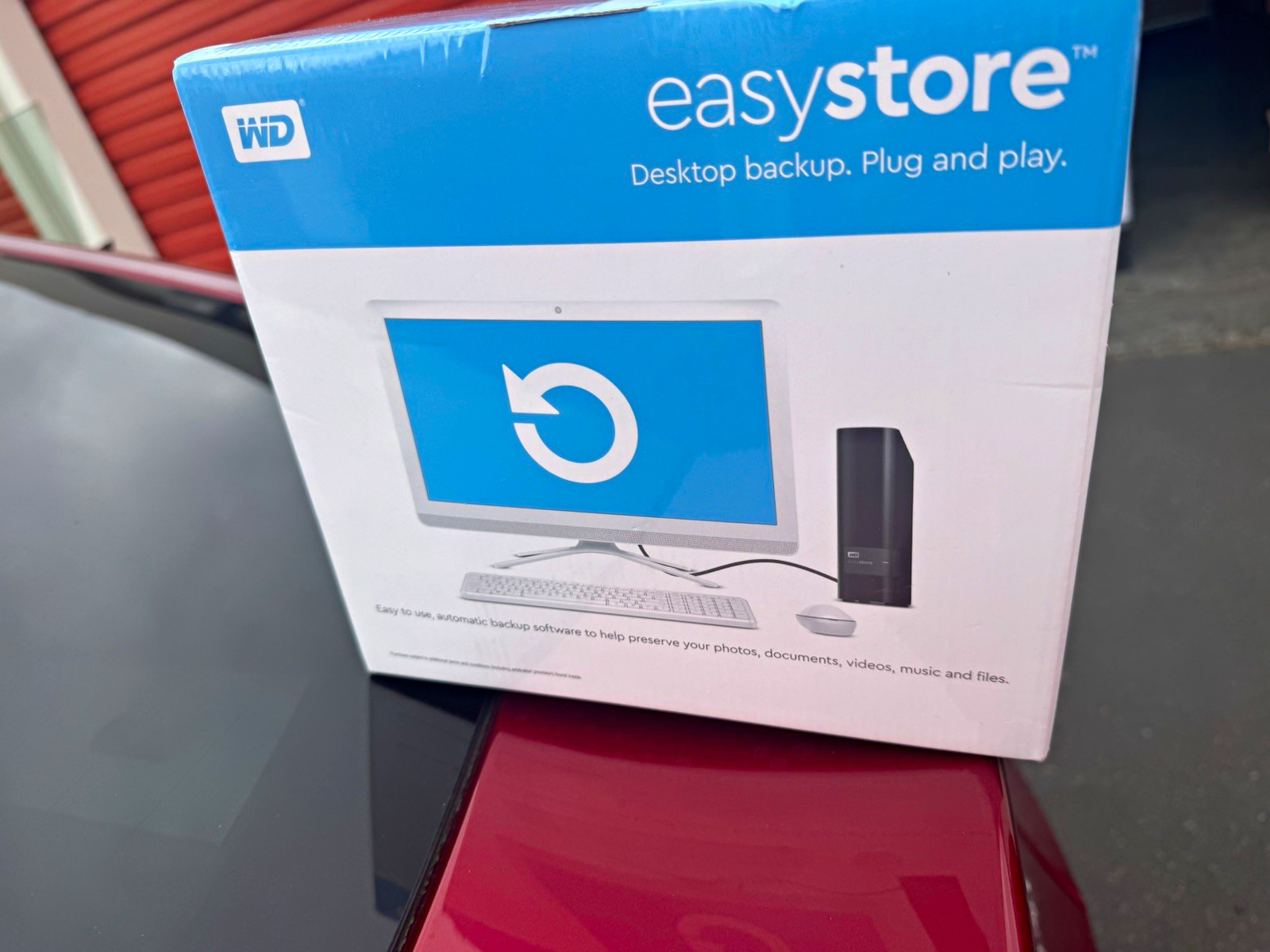 WD easystore 8TB Desktop External HDD Hard Drive Black for PC/Mac Plug & Play