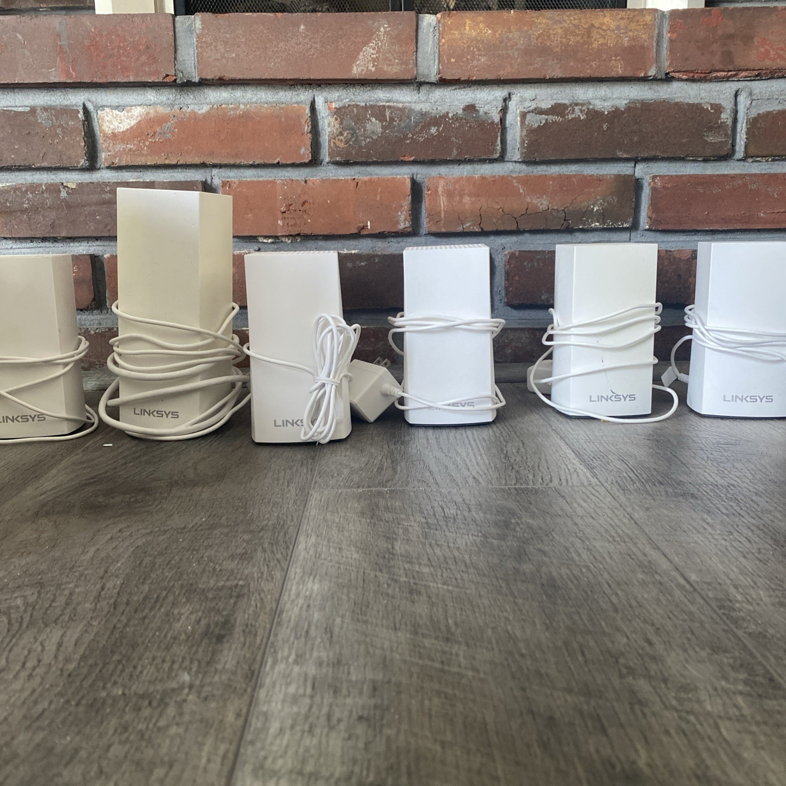 Linksys Velop Tri-Band AC6600 Mesh WiFi System 6-pack White WHW0303