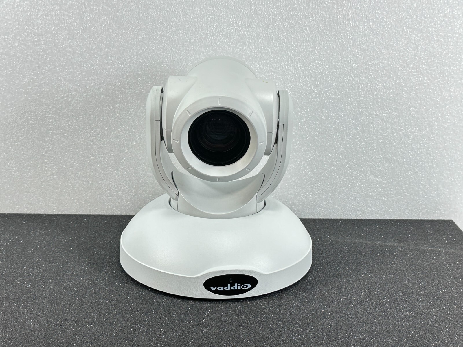 Vaddio ROBOSHOT 20 UHD-W 998-9950-000W LTPoE++ 4K PTZ Camera  🚚