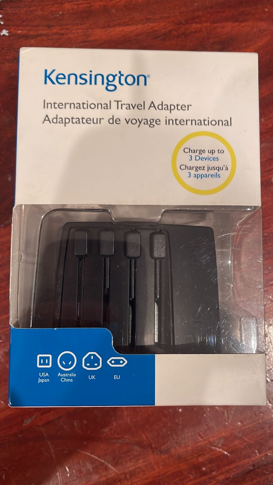 Kensington International Travel Adapter w/2.4A Dual USB Charger BK 33998