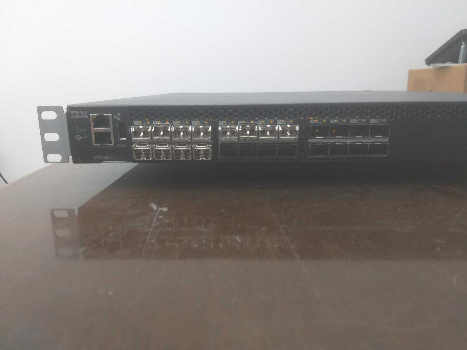 IBM SAN24B-5 8Gbps 12 Active Ports 2498-F24/24G/X24, with dual PS& SFP`s w/Rails