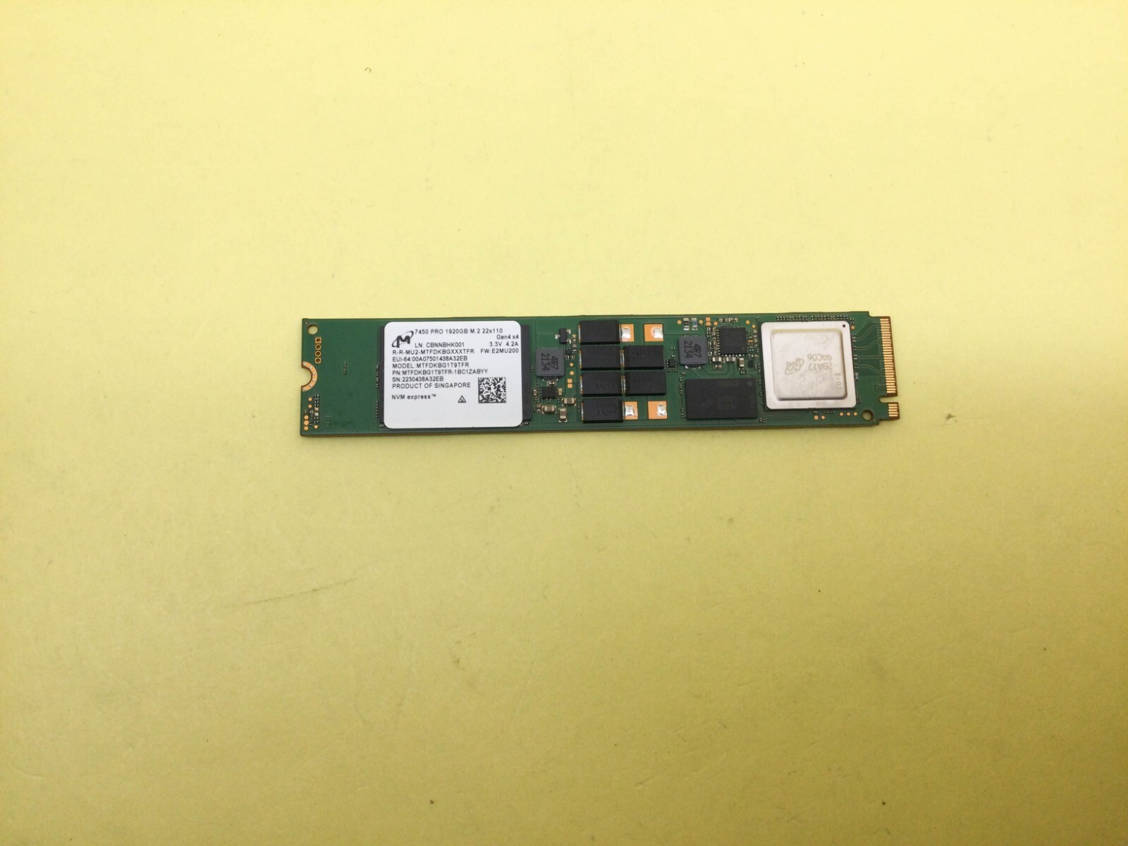 Micron 7450 Pro 1.92TB M.2 22110 PCIe 4.0 NVMe Internal SSD MTFDKBG1T9TFR