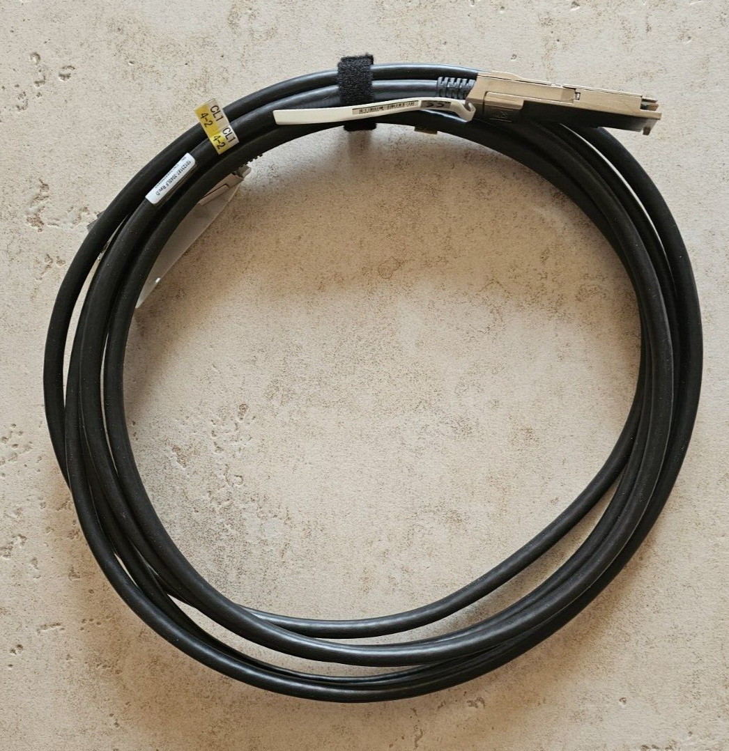 Amphenol Spectra-Strip 10123187-3040LF External SAS Cable, LOT OF 2 Data cable