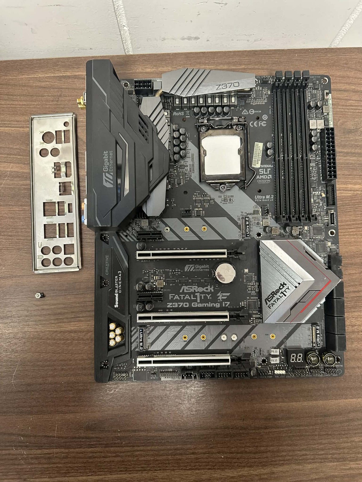 Asrock Fatal1ty Z370 Professional Gaming i7 - ATX Motherboard for Intel