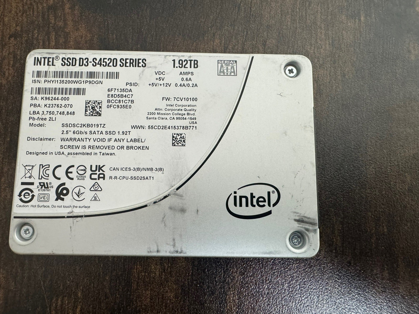Intel D3-S4520 Series 1.92TB SATA 6Gbps 2.5in SSD SSDSC2KB019TZ