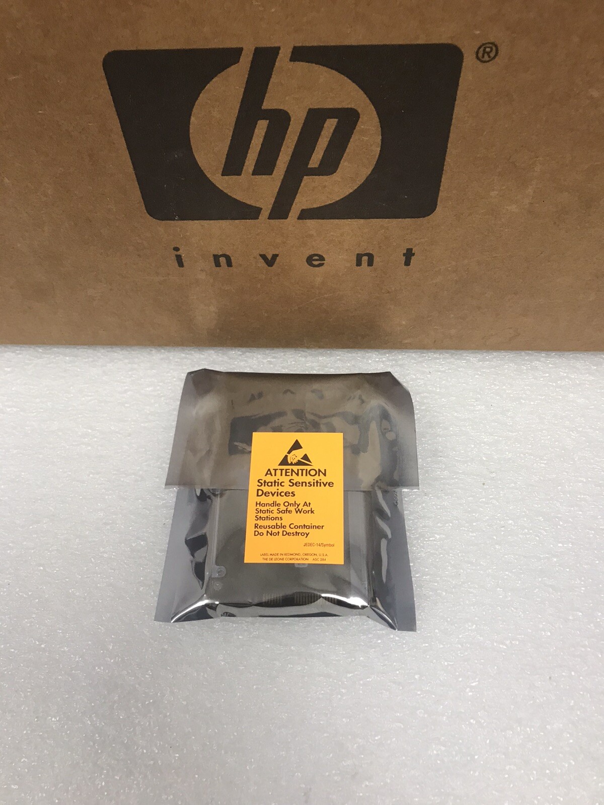 HPE EG000300JWEBF 869714-001 300GB 10K 12G SFF 2.5" SAS SC HARD DRIVE 2C6200-035
