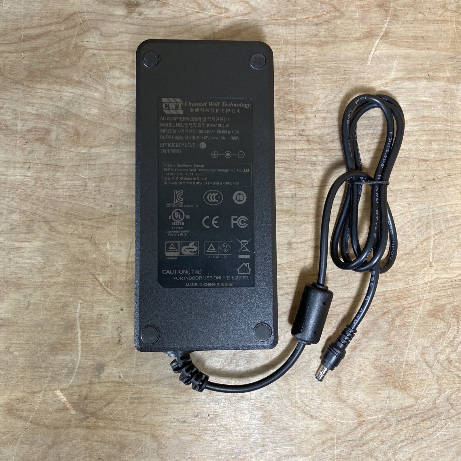 CWT AC ADAPTER KPM180J-VI 180W, 18V = 10A, 100-240V~ 50-60Hz 4.0A