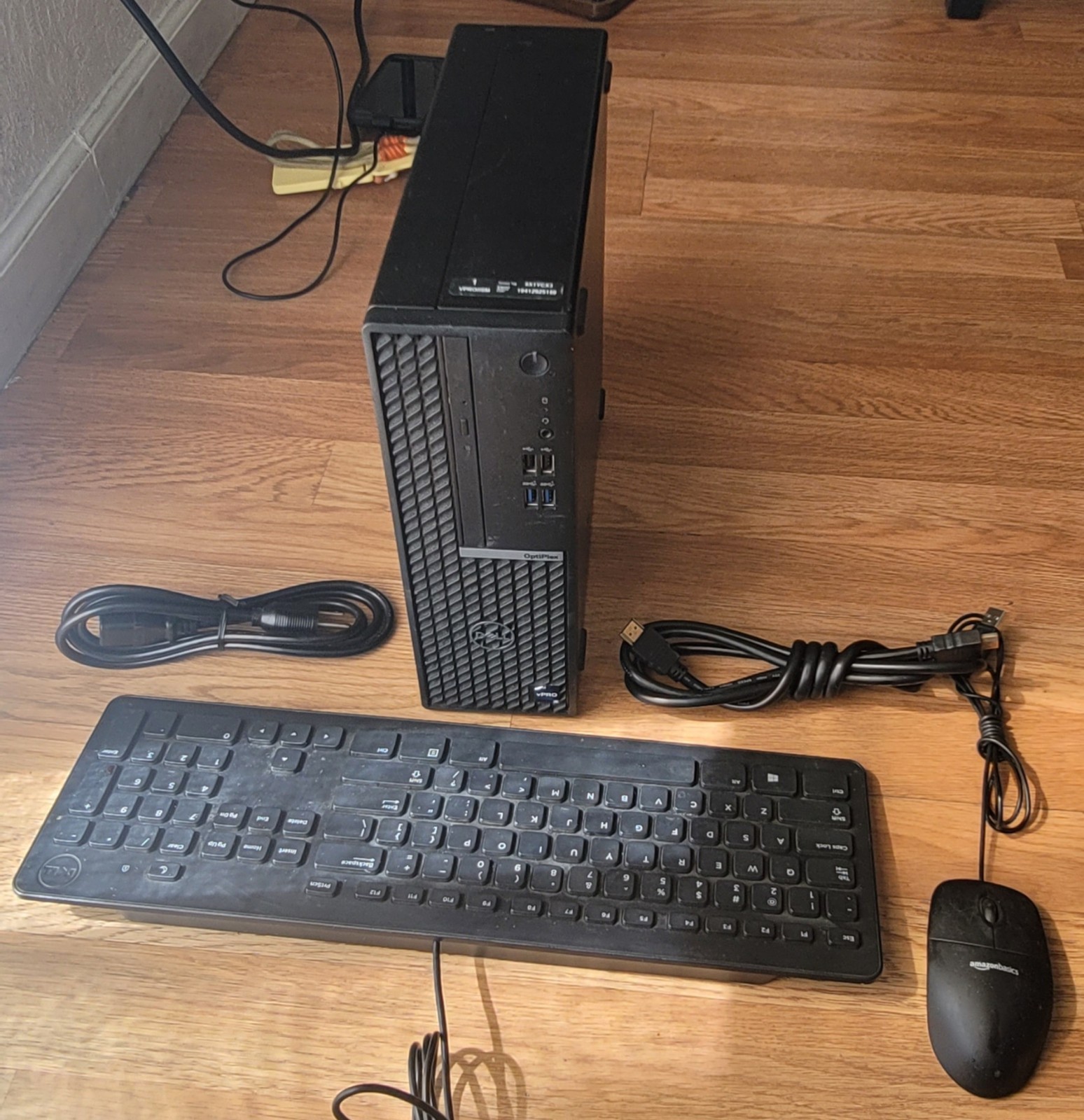 Dell OptiPlex SFF 7010 i5-13500 16GB 256GB NVMe SSD + 3TB HDD Wi-Fi W11 Bundle