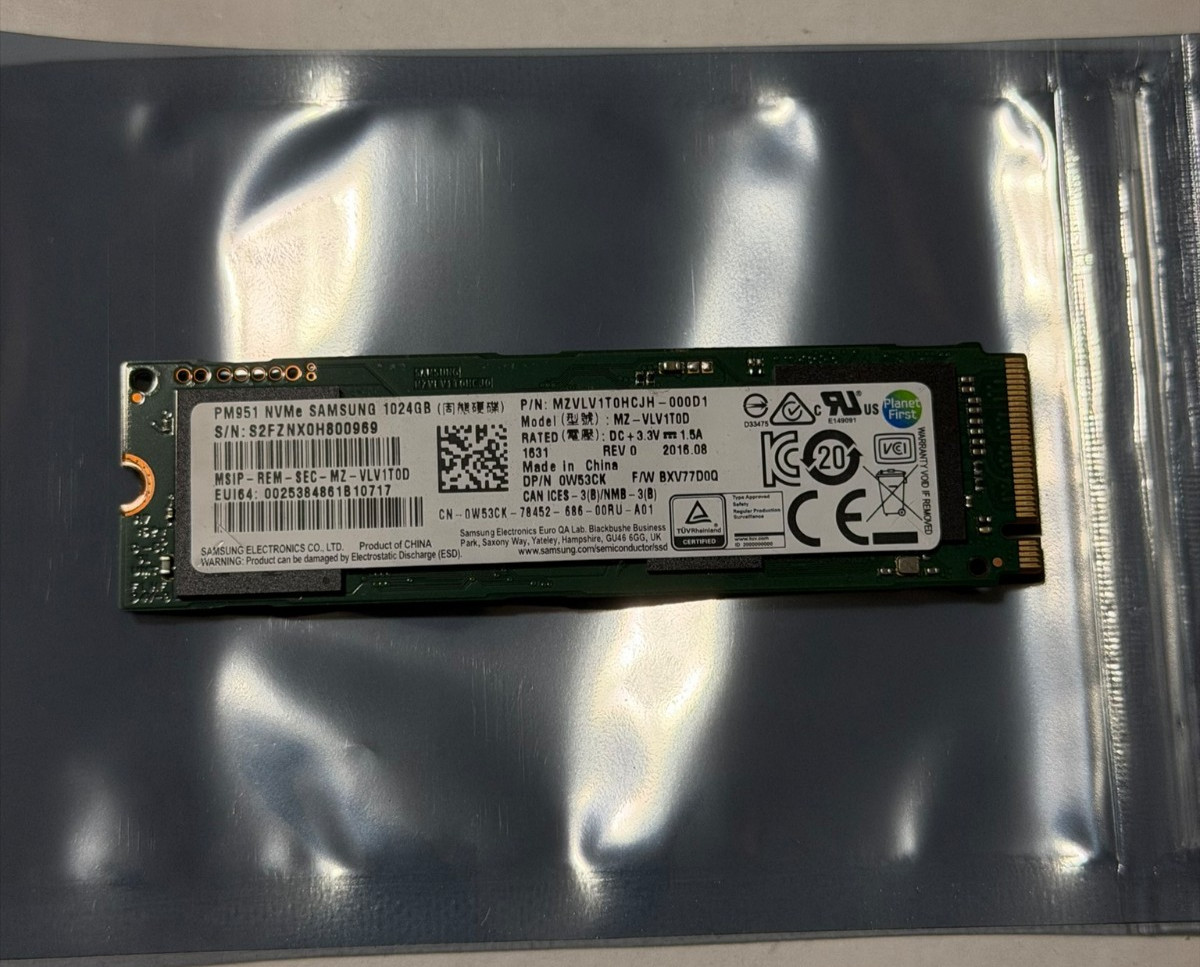 Samsung PM951 1TB 1024GB PCIe NVMe M.2 2280 Internal SSD MZ-VLV1T0D Tested