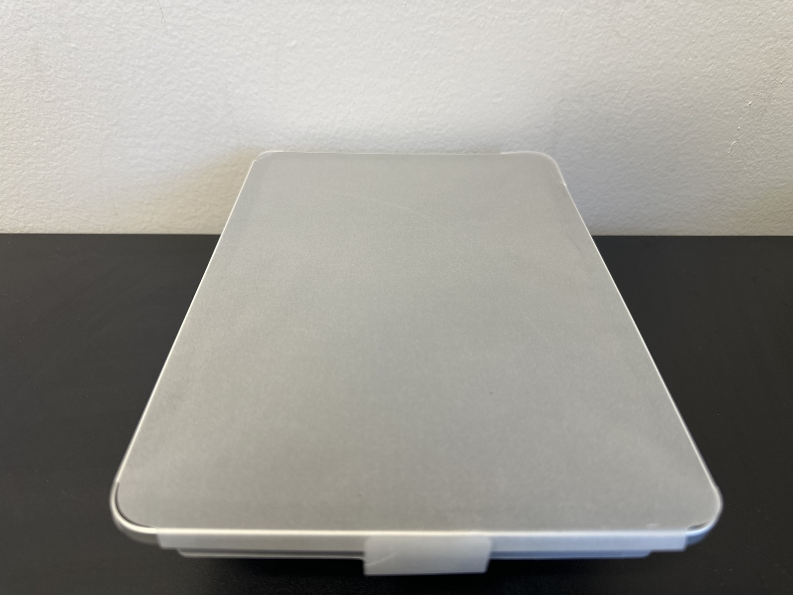 New Open Box Apple iPad 11 A16 11th Gen 2025 128GB Silver (Wifi Only) Never Used