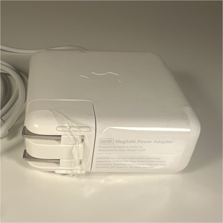 Apple 60W Mac Charger Power Adapter A1344 16.5V 3.65A White for MacBook 