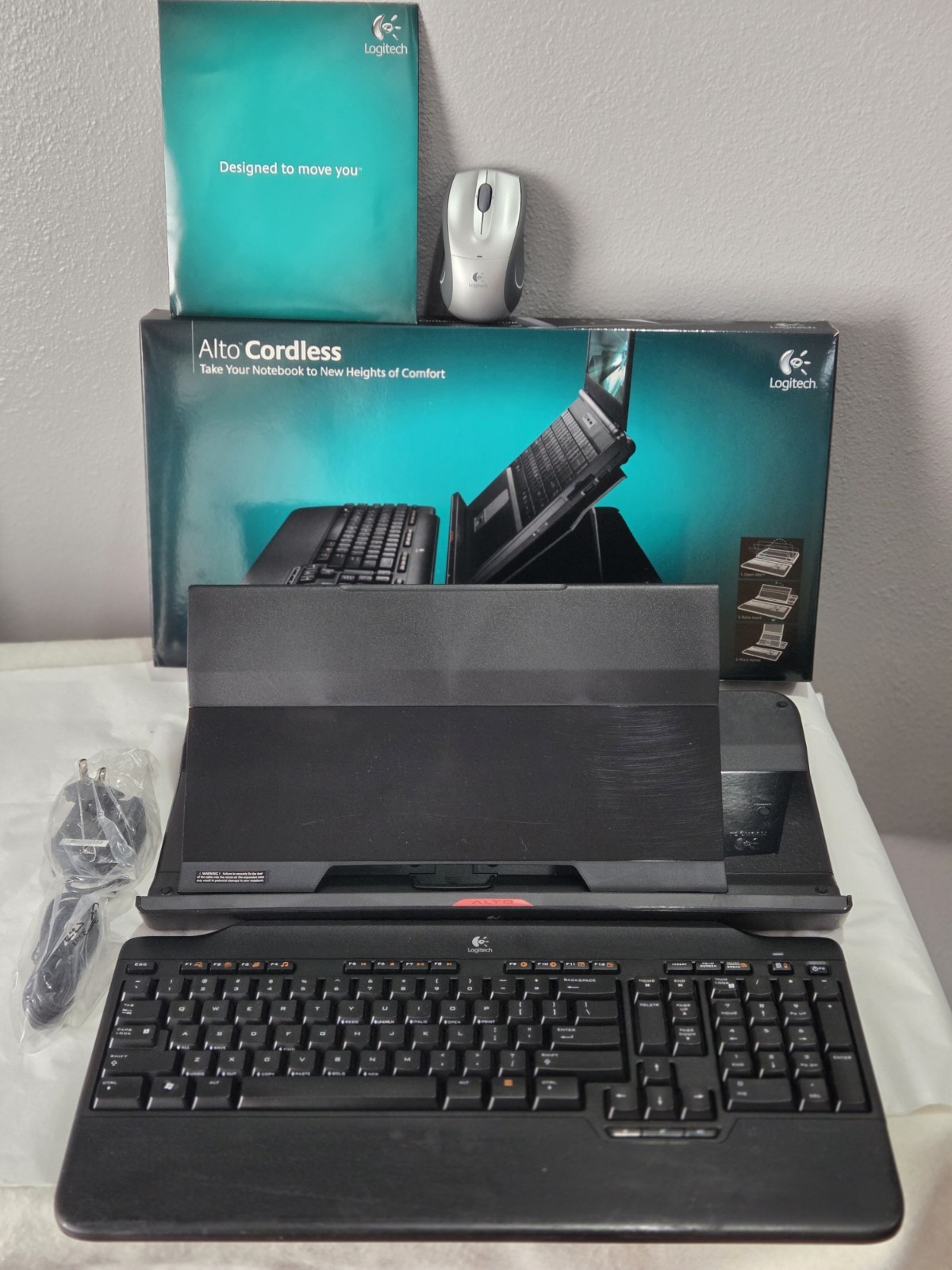 Genuine Logitech Alto Cordless Notebook Stand Wireless Keyboard + Mouse 