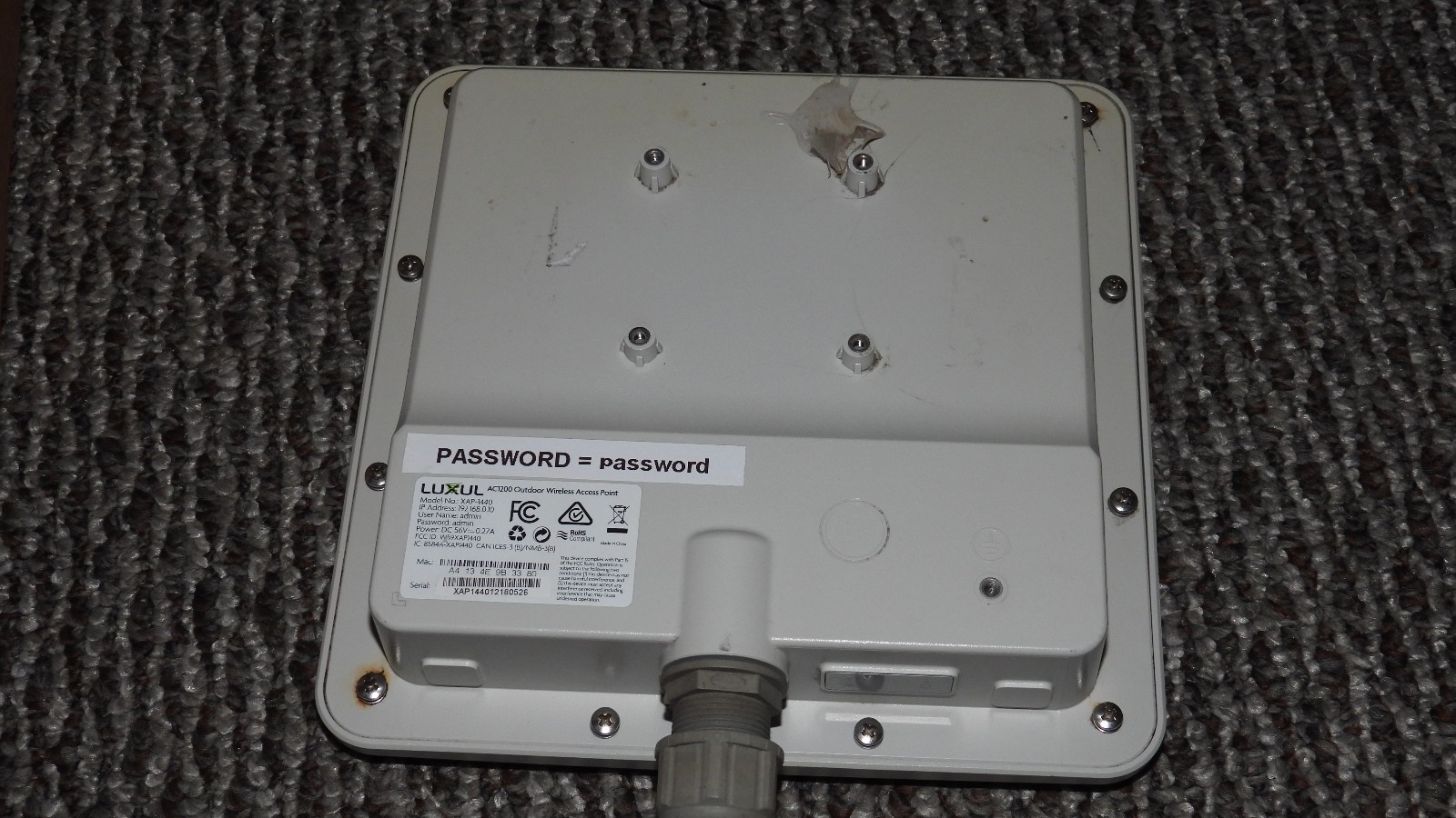 Luxul XAP-1440 AC1200 Dual-Band Outdoor Wireless WiFi Access Point, Pre owned