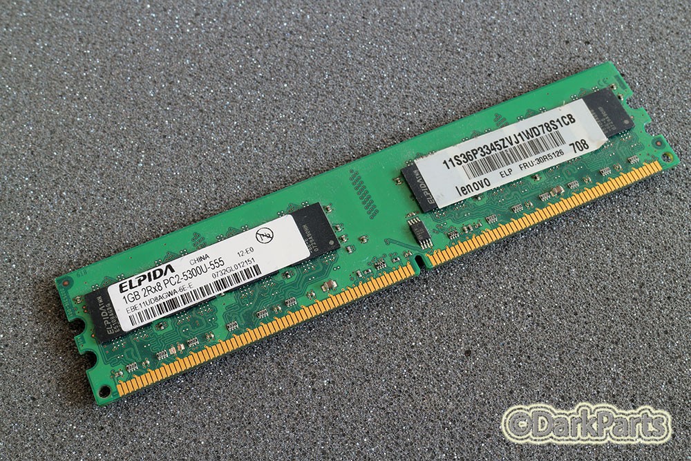 Elpida EBE11UD8AGWA-6E-E PC2-5300U-555 1GB Memory RAM DDR2-667Mhz