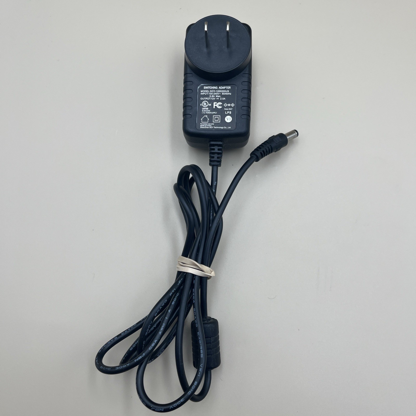 Shenzhen SOY Model SOY-1200200US 12V 2A 24W Switching Adapter