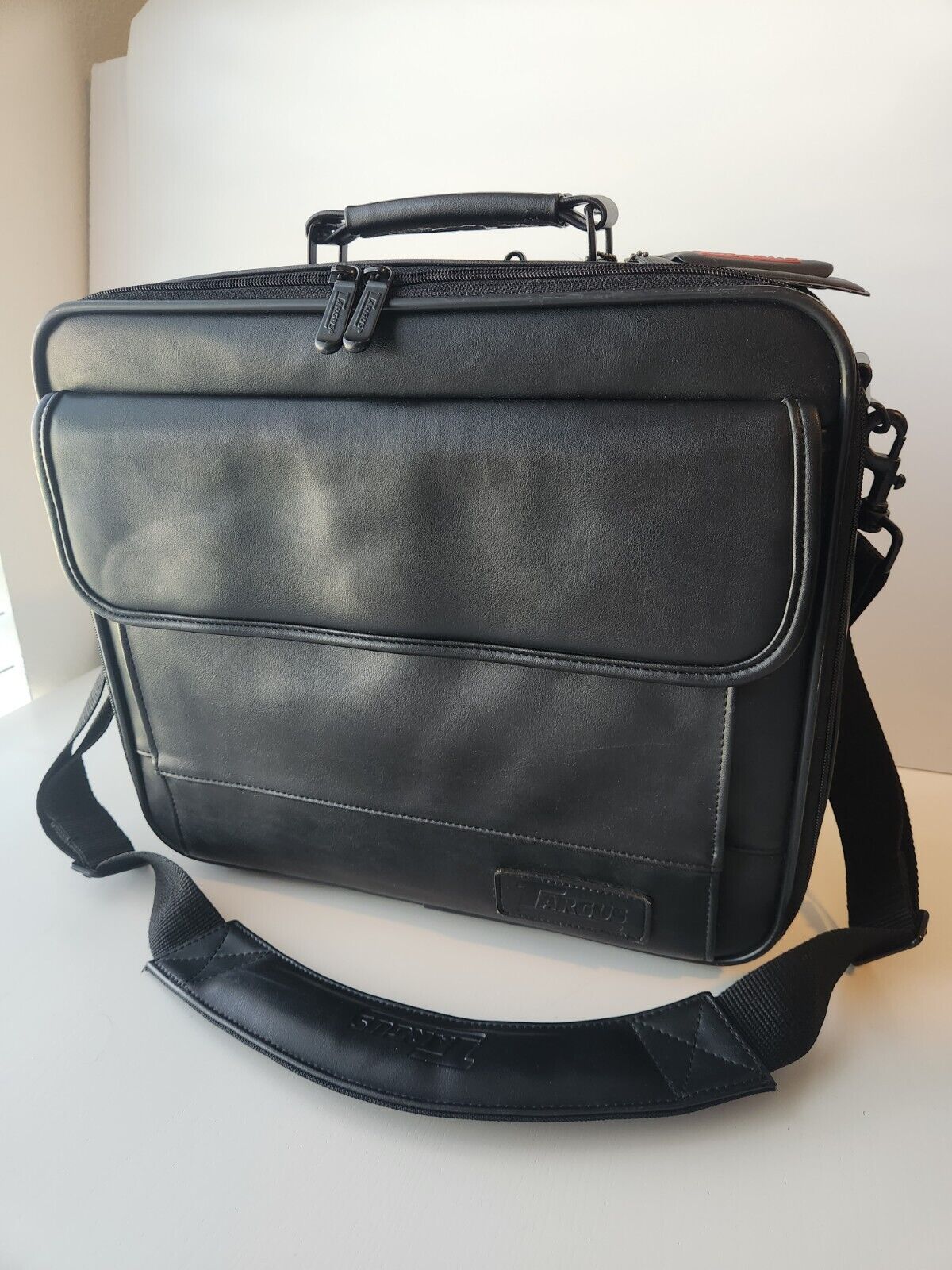 GORGEOUS Leather Targus CUN1/OCU2 Laptop Computer Case Bag Carry On Luggage 1999