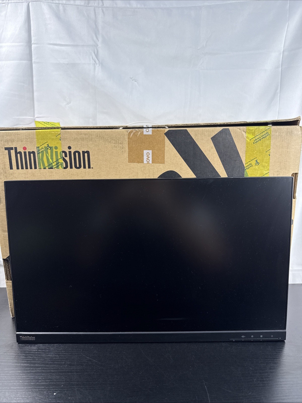 Lenovo ThinkVision P24q-20 23.8" LCD Monitor Backlight