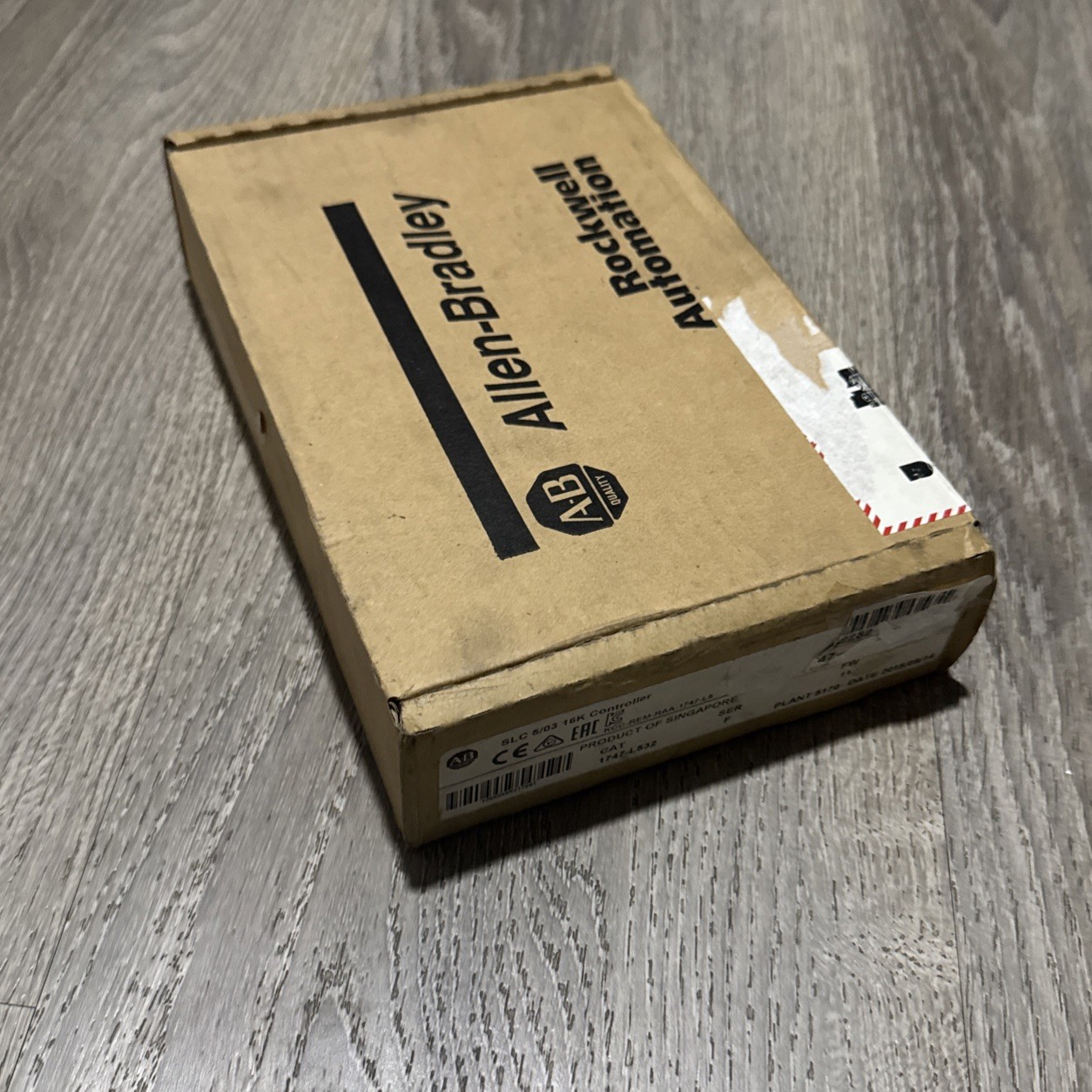 Surplus Open Allen Bradley 1747-L532 /F SLC 500 SLC 5/03 Controller USA Seller