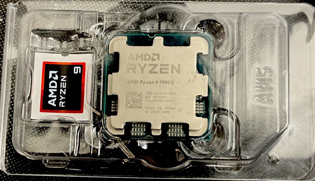 AMD Ryzen 9 7900x Processor (5.6 GHz, 12 Cores, LGA 1718/Socket AM5) Tray -...