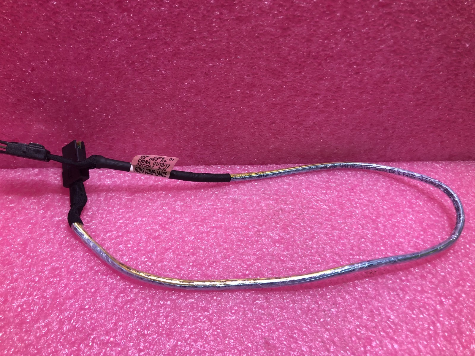 Strong-IT SUN  530-4228-01  SAS Cable SunFire X4170