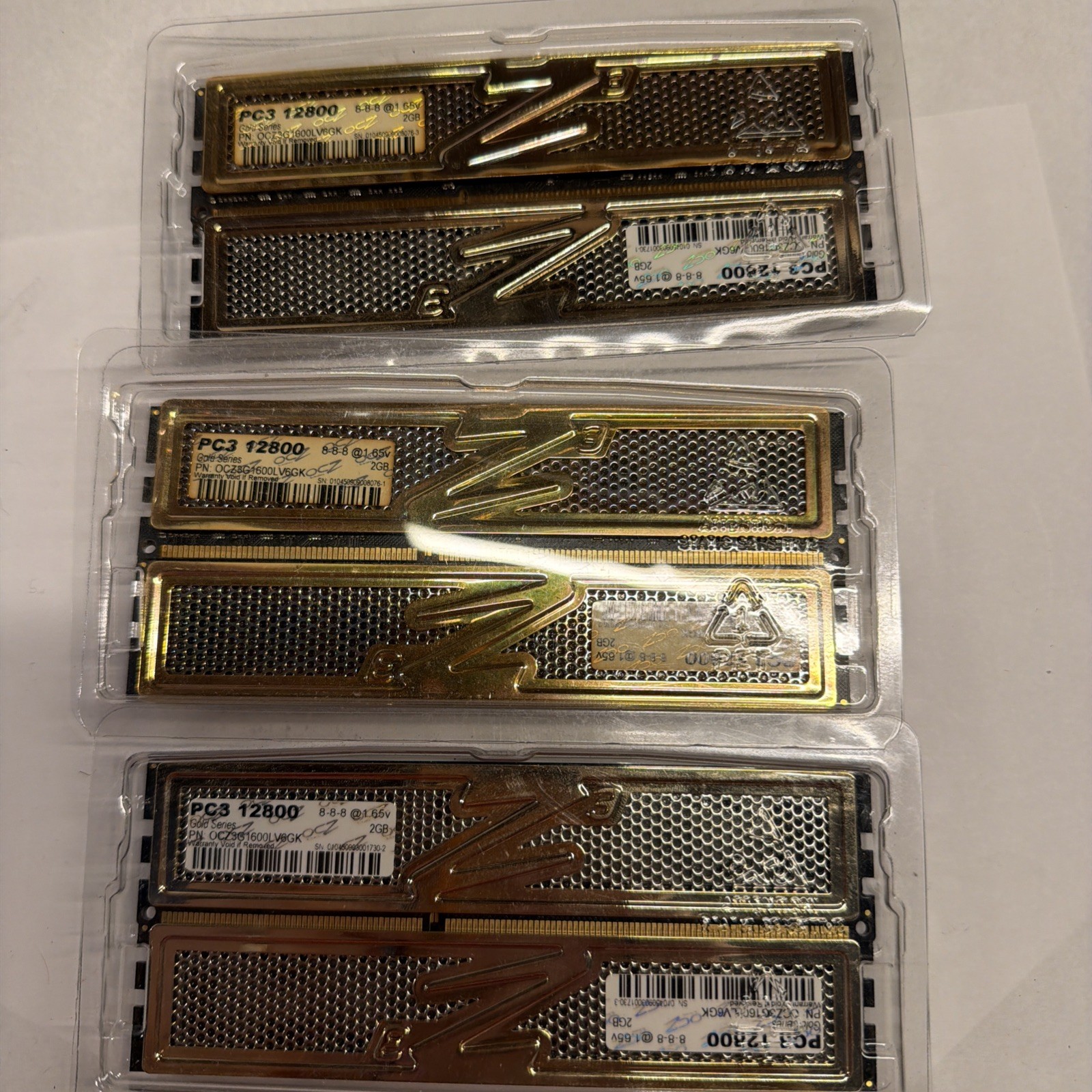 OCZ Gold 12 GB (6 x 2GB) DDR3 1600 (PC3 12800) Desktop Memory Model OC