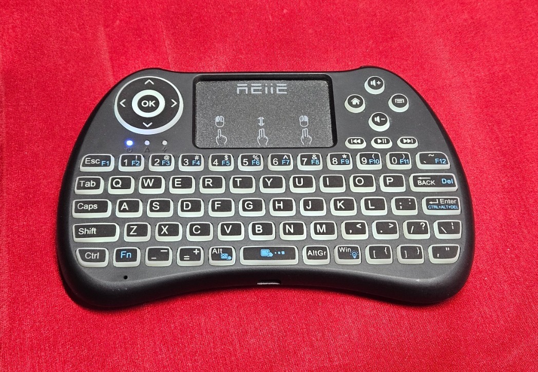 REIIE H9+ Backlit Wireless Mini Handheld Keyboard & Touchpad MISSING RECEIVER