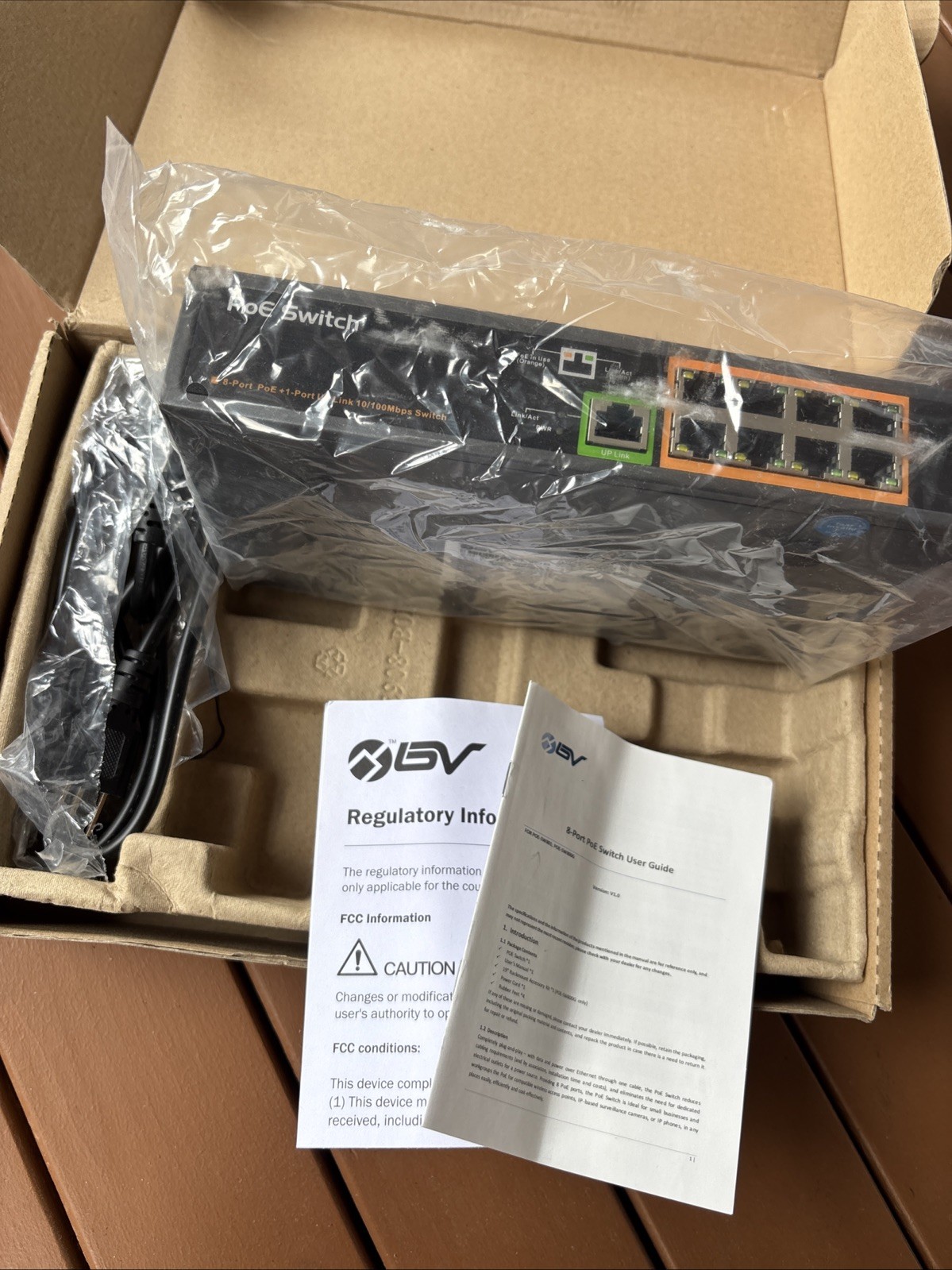 BV-Tech 8 PoE+ Ports UP Link Switch PoE-SW801 User Guide
