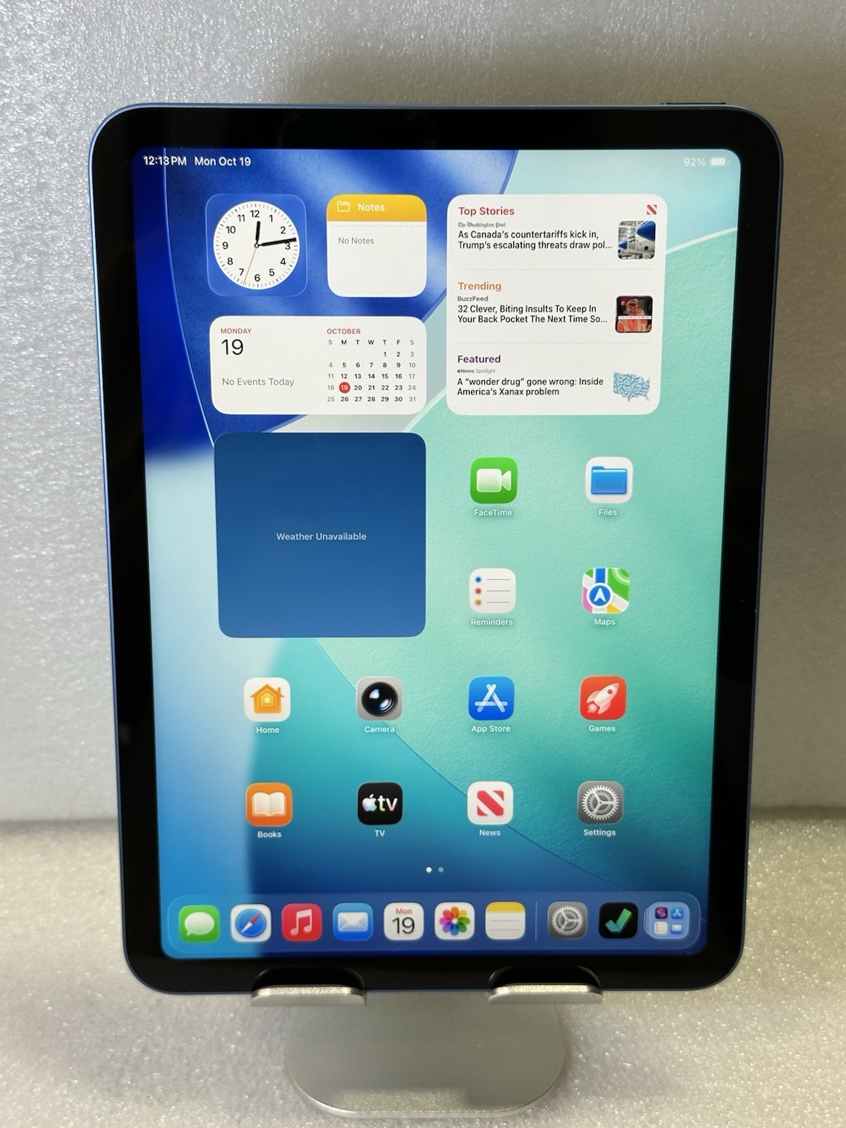 Apple iPad (10th Generation) A2696 64GB, Wi-Fi, 10.9 in - Blue #E8.152