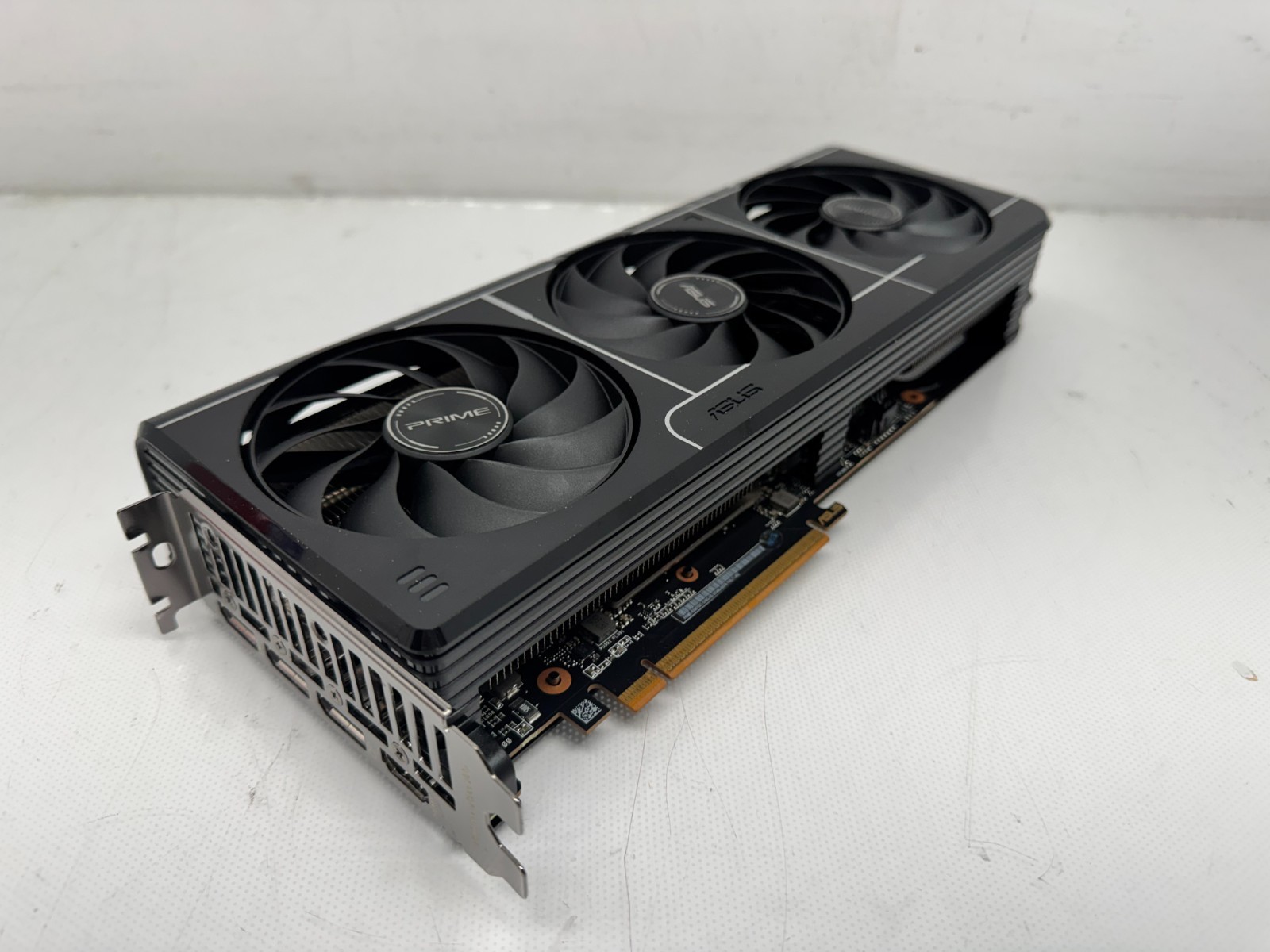 ASUS PRIME Radeon RX 9070 XT GDDR6 OC 16GB Graphics Card *READ*